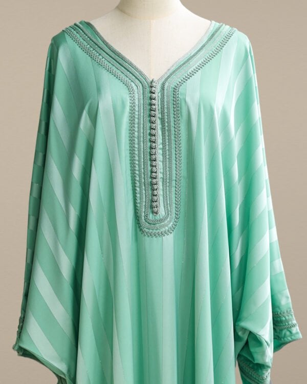⁦Turquoise Jawhara Caftan - Elegant Style for Any Occasion⁩ - الصورة ⁦3⁩